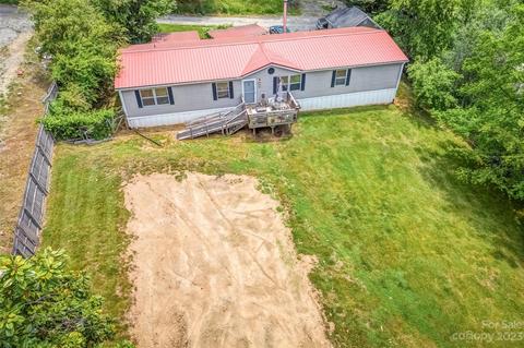 90 Fox Ridge Dr #120, Hendersonville, NC 28739