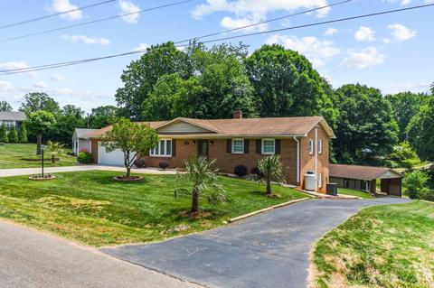 3107 Short Rd, Hickory, NC 28602 photo 1