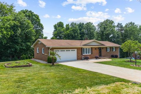 3107 Short Rd, Hickory, NC 28602 photo 3
