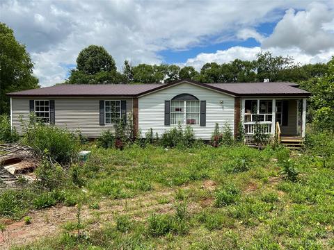 175 Country Village Dr, Salisbury, NC 28147