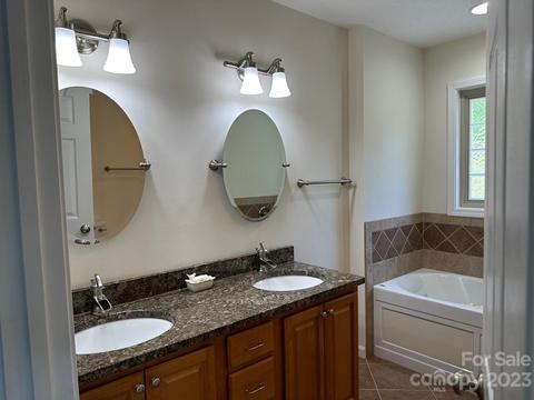 438 Hideaway Dr, Canton, NC 28716 photo 26