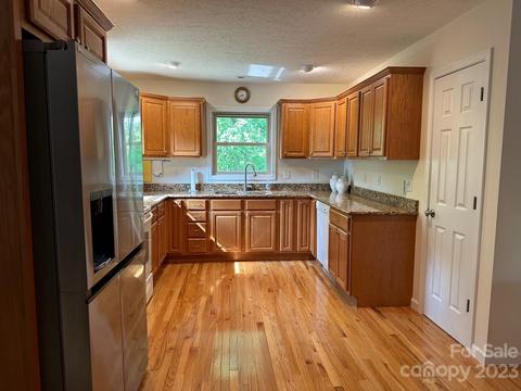 438 Hideaway Dr, Canton, NC 28716 photo 16