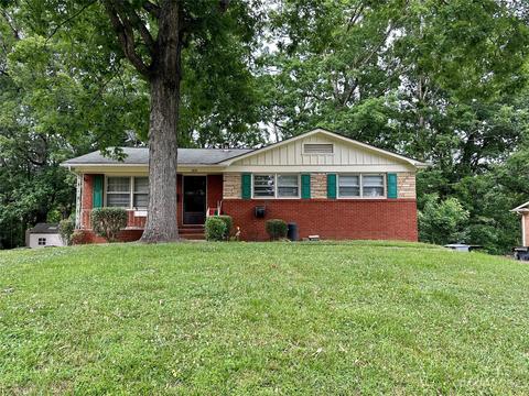 7619 Briardale Dr, Charlotte, NC 28212