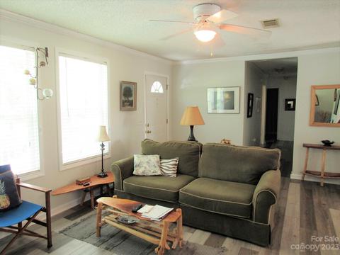 363 Maple Leaf Ln, Clyde, NC 28721 photo 3