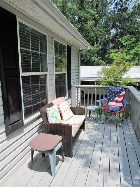 363 Maple Leaf Ln, Clyde, NC 28721 photo 30