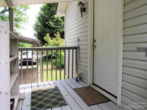 363 Maple Leaf Ln, Clyde, NC 28721 photo 34