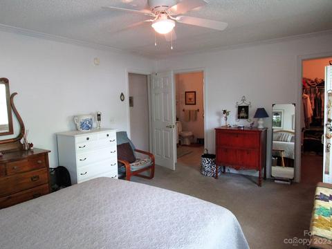 363 Maple Leaf Ln, Clyde, NC 28721 photo 17
