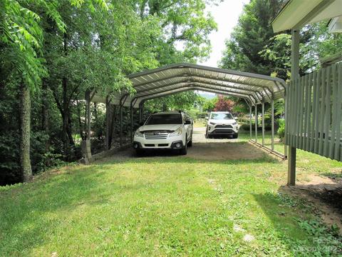 363 Maple Leaf Ln, Clyde, NC 28721 photo 35