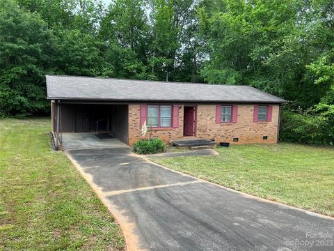 2053 Green Oak Dr, Shelby, NC 28152