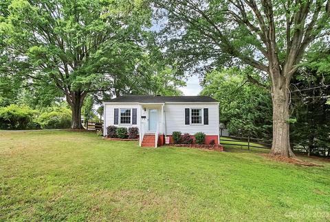 124 Mckenzie St, Fort Mill, SC 29715