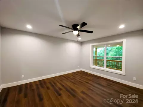 960 Windy Gap Rd, Mars Hill, NC 28754 photo 16