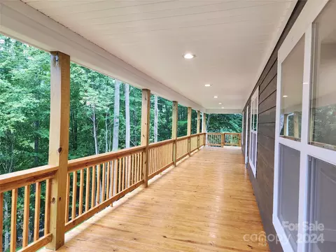 960 Windy Gap Rd, Mars Hill, NC 28754 photo 6