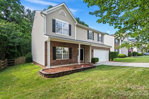 3260 Wicklow Ln, Clover, SC 29710 photo 2
