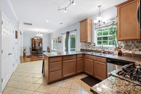 3260 Wicklow Ln, Clover, SC 29710 photo 13