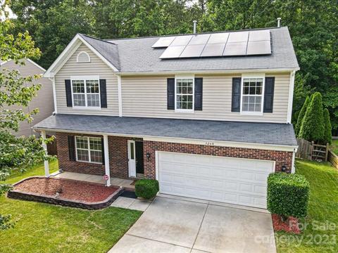 3260 Wicklow Ln, Clover, SC 29710 photo 3