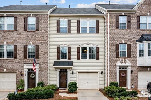 6138 Rockefeller Ln, Charlotte, NC 28210