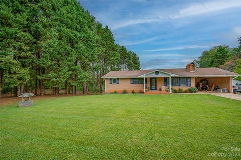 7471 S Nc 9 Hwy, Columbus, NC 28722