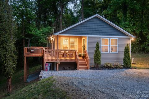 111 Tail Feather Ln #17, Candler, NC 28715