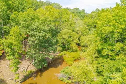 345 Squirrel Ln, Clover, SC 29710 photo 15