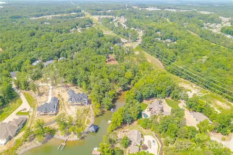 345 Squirrel Ln, Clover, SC 29710 photo 13