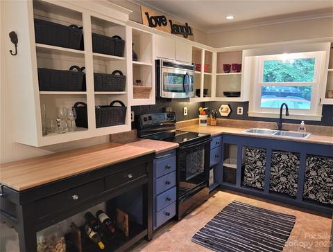 6793 Gingercake Rd, Newland, NC 28657 photo 11
