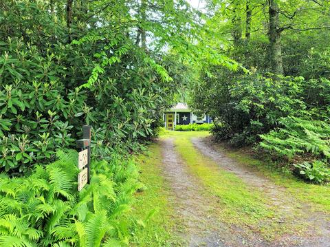 6793 Gingercake Rd, Newland, NC 28657 photo 2
