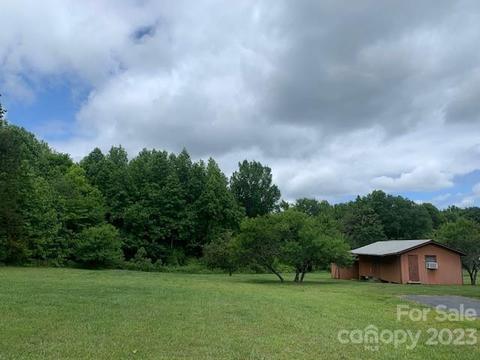 1325 Peachtree Rd, Charlotte, NC 28216
