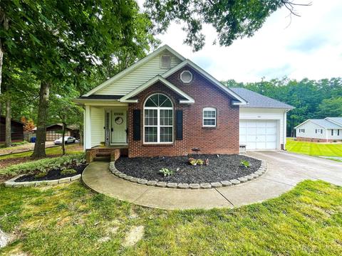 507 Cherrywood Ln #4, Albemarle, NC 28001