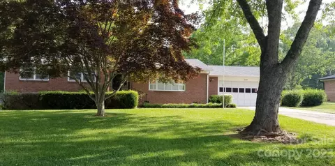 309 Tennessee Ave, Bessemer City, NC 28016