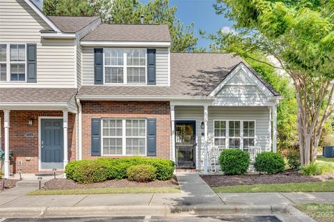 564 Greenway Dr, Fort Mill, SC 29715