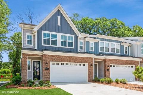 4136 Merkland Ln, Charlotte, NC 28226