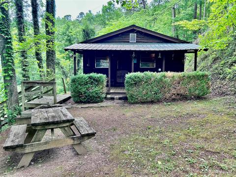 84 Pelohi Cv, Bryson City, NC 28713