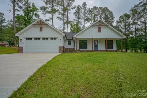 122 Serene St, Mount Gilead, NC 27306