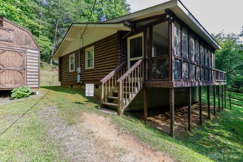 245 Mallard Rd, Lake Lure, NC 28746