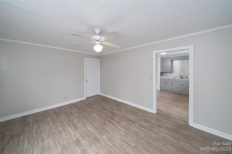 726 Crown Point Dr, Salisbury, NC 28146 photo 7