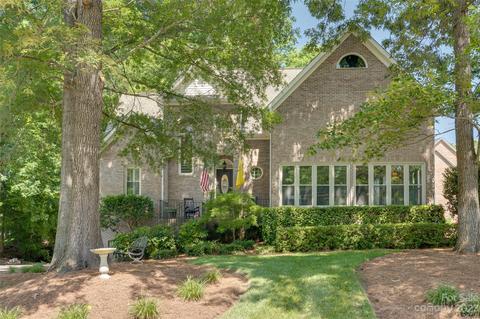 986 S Bank Dr, Rock Hill, SC 29732