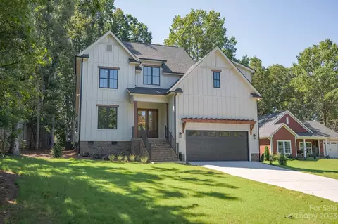 20032 Walter Henderson Rd, Cornelius, NC 28031