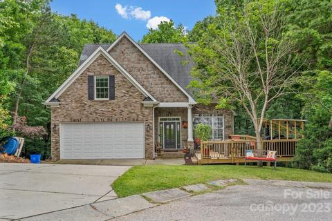 25078 Woodhaven Dr, Tega Cay, SC 29708