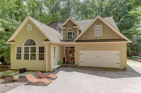 16132 Tinura Ct, Tega Cay, SC 29708