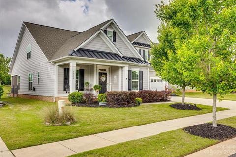 4040 Henshaw Rd, Waxhaw, NC 28173