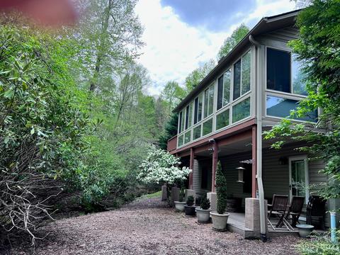 16 Duya Ct, Brevard, NC 28712 photo 2