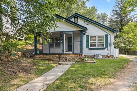 101 Smathers St, Canton, NC 28716