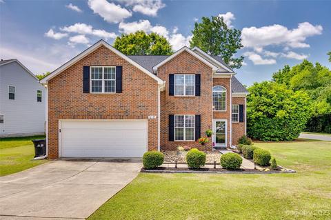 16135 Falling Meadows Ln, Charlotte, NC 28273