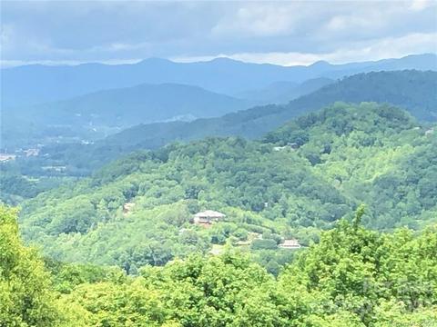 111 Dotsu Trl, Maggie Valley, NC 28751