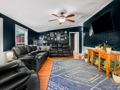 30 Danielle Dr, Penrose, NC 28766 photo 11