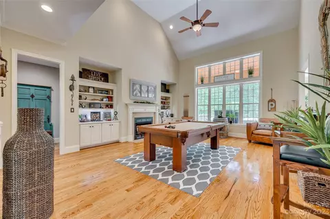 5852 Johnson Rd, Clover, SC 29710 photo 7