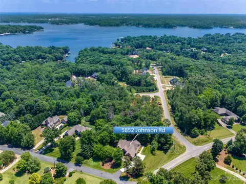 5852 Johnson Rd, Clover, SC 29710 photo 37