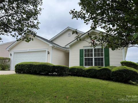 1510 Moss Creek Dr, Harrisburg, NC 28075