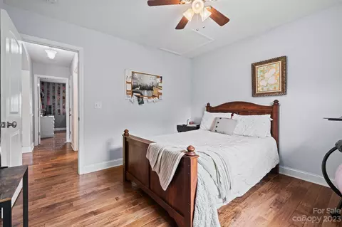 240 Eagleview Ln, Marshall, NC 28753 photo 31