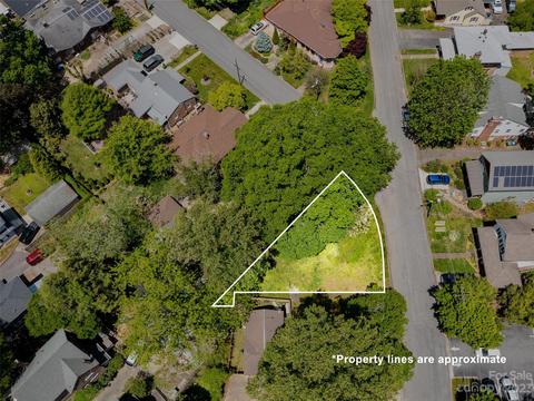 18 Lucerne Ave, Asheville, NC 28806